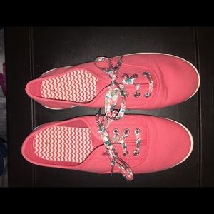 Women’s Coral Floral Laced Tennis Shoes